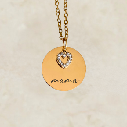 Ogrlica s gravurom i privjeskom srca