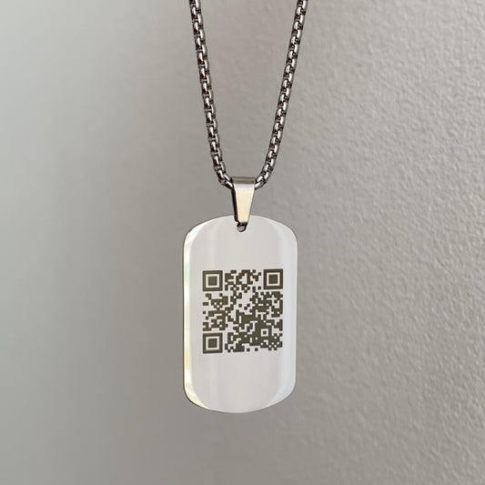 Muška ogrlica s gravurom QR kod-a