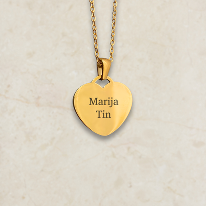 Ogrlica s gravurom po želji na medaljonu srca