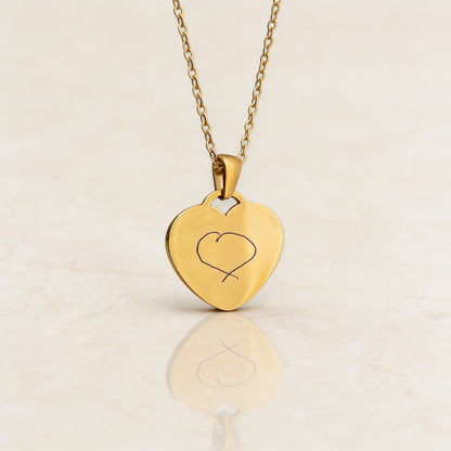 Ogrlica s gravurom rukopisa/crteža na medaljonu srca